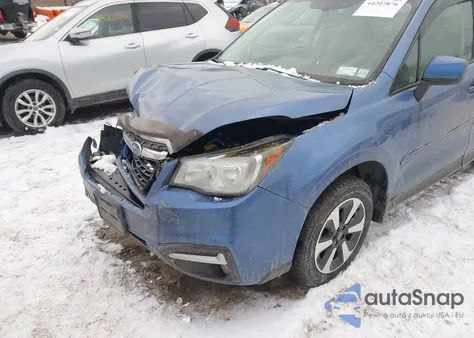 2018 Subaru Forester 2.5I Premium z USA, uszkodzony, nr VIN JF2SJAEC3JH465794